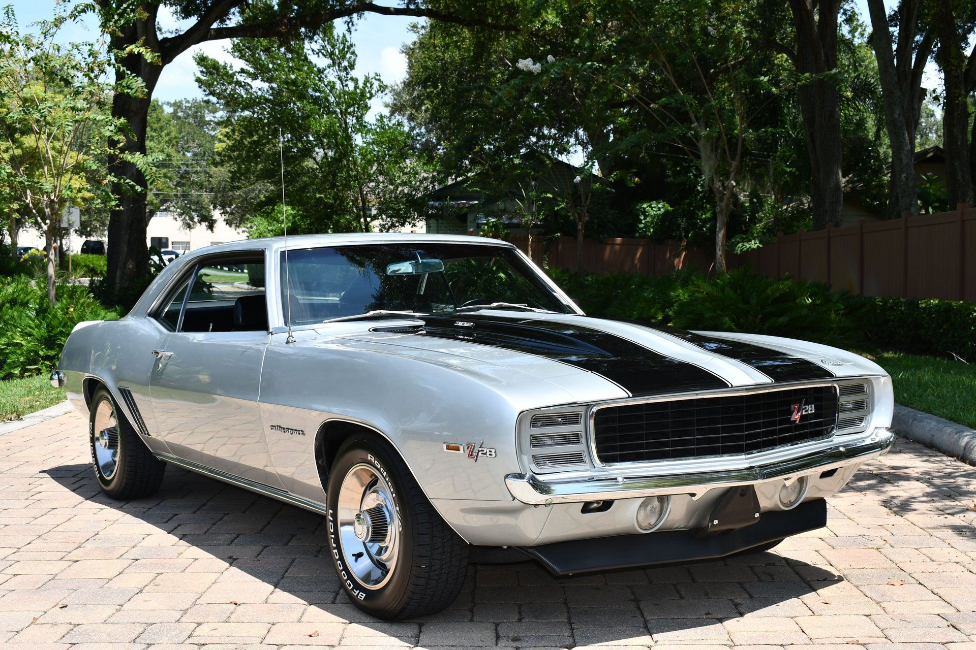 1969 CHEVROLET CAMARO Z28 - Image 11