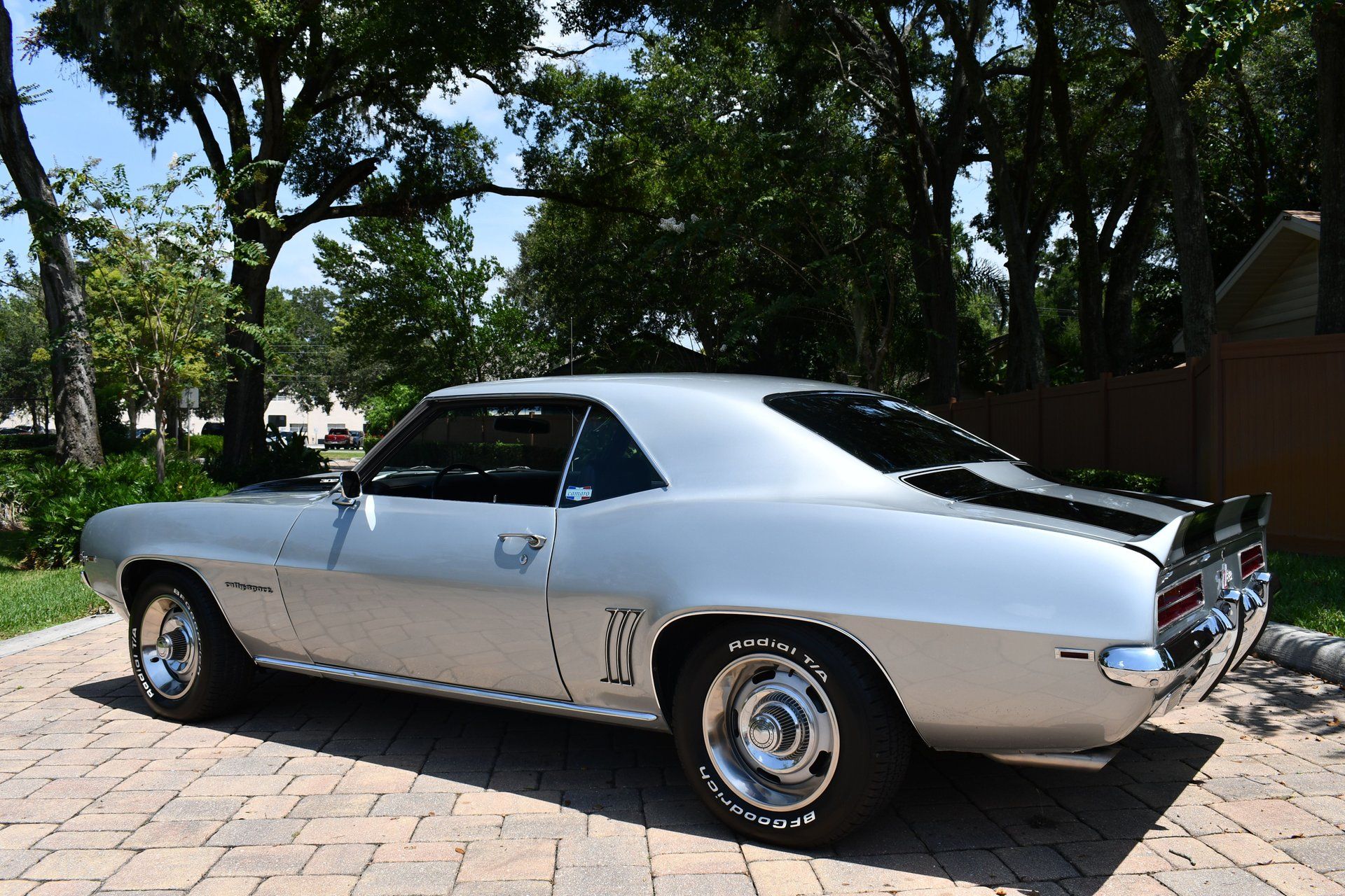 1969 CHEVROLET CAMARO Z28 - Image 4