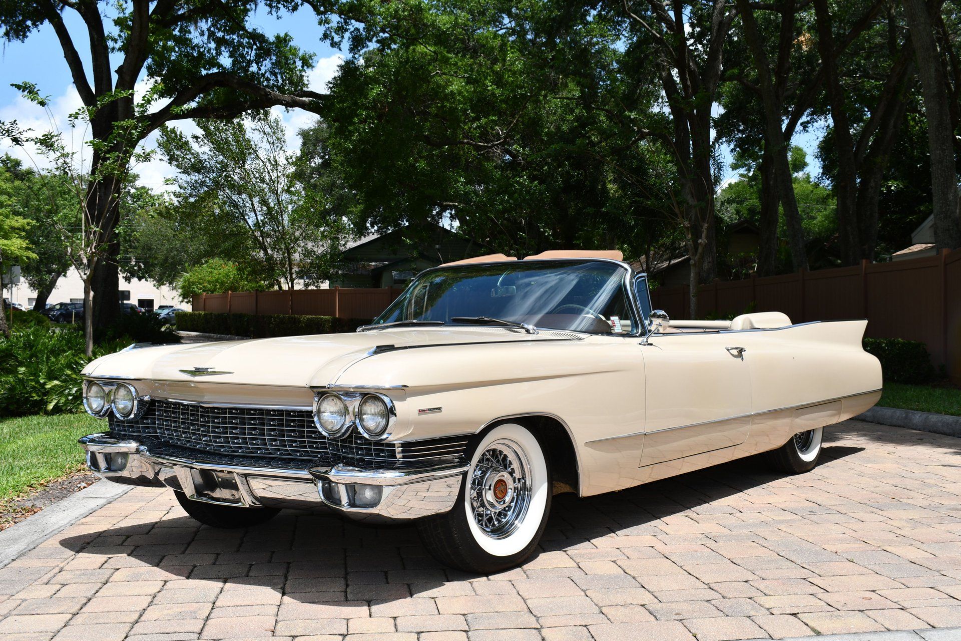 1960 CADILLAC SERIES 62