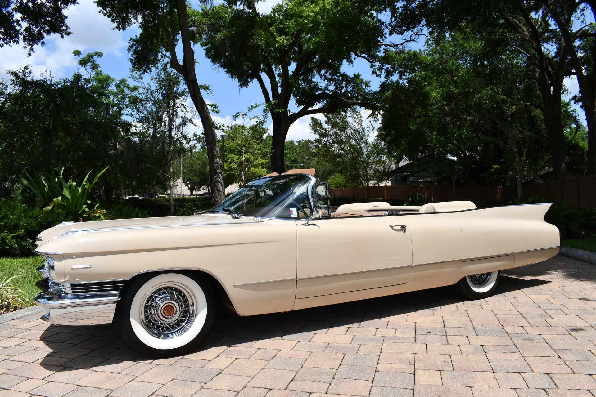 1960 CADILLAC SERIES 62 - Image 3