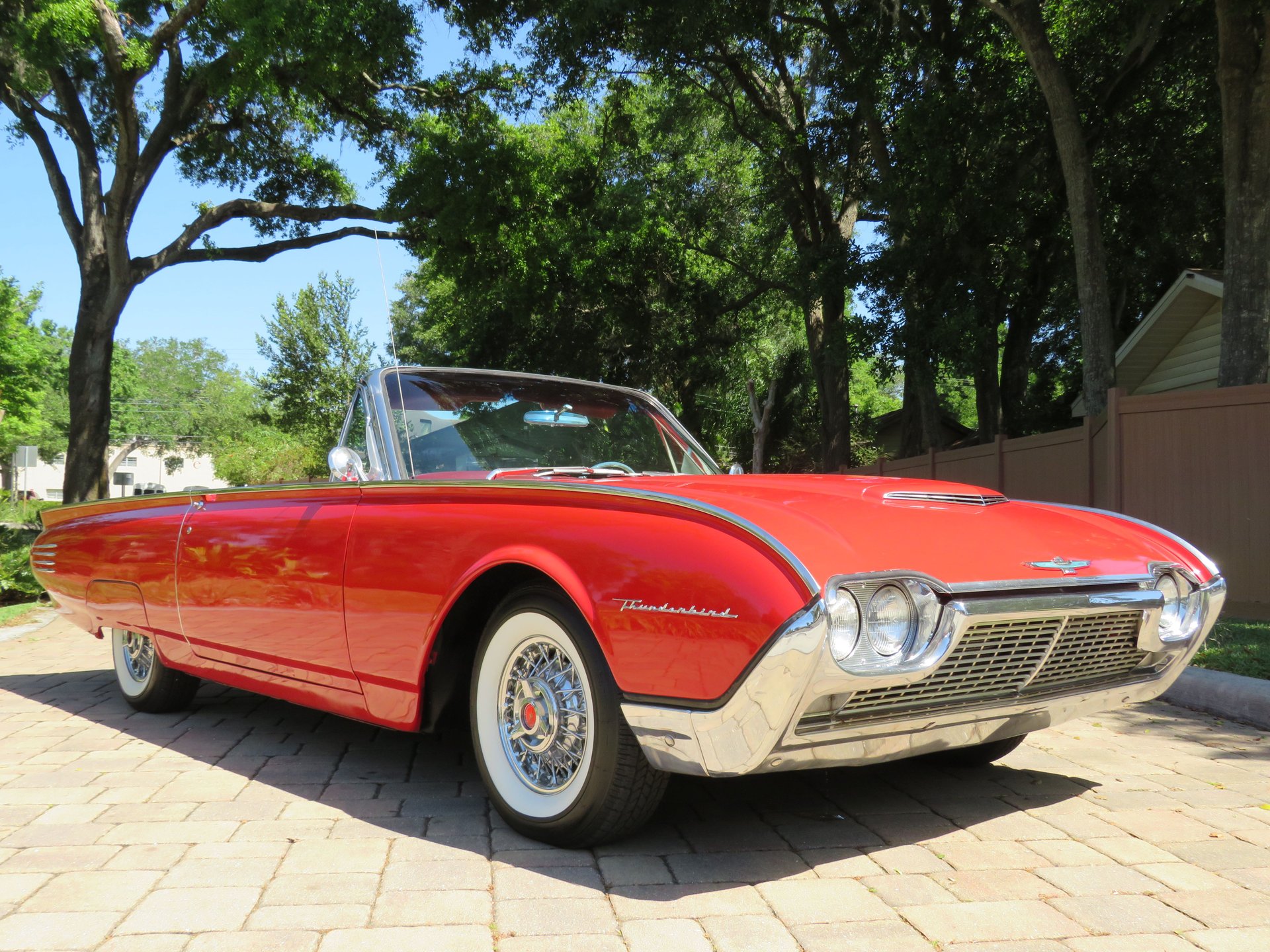 1961 FORD THUNDERBIRD - Image 11