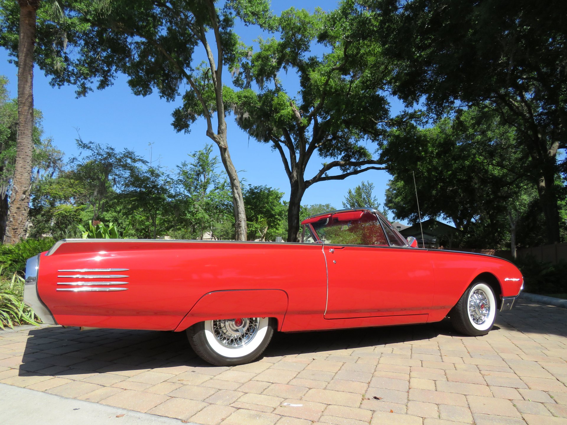 1961 FORD THUNDERBIRD - Image 9