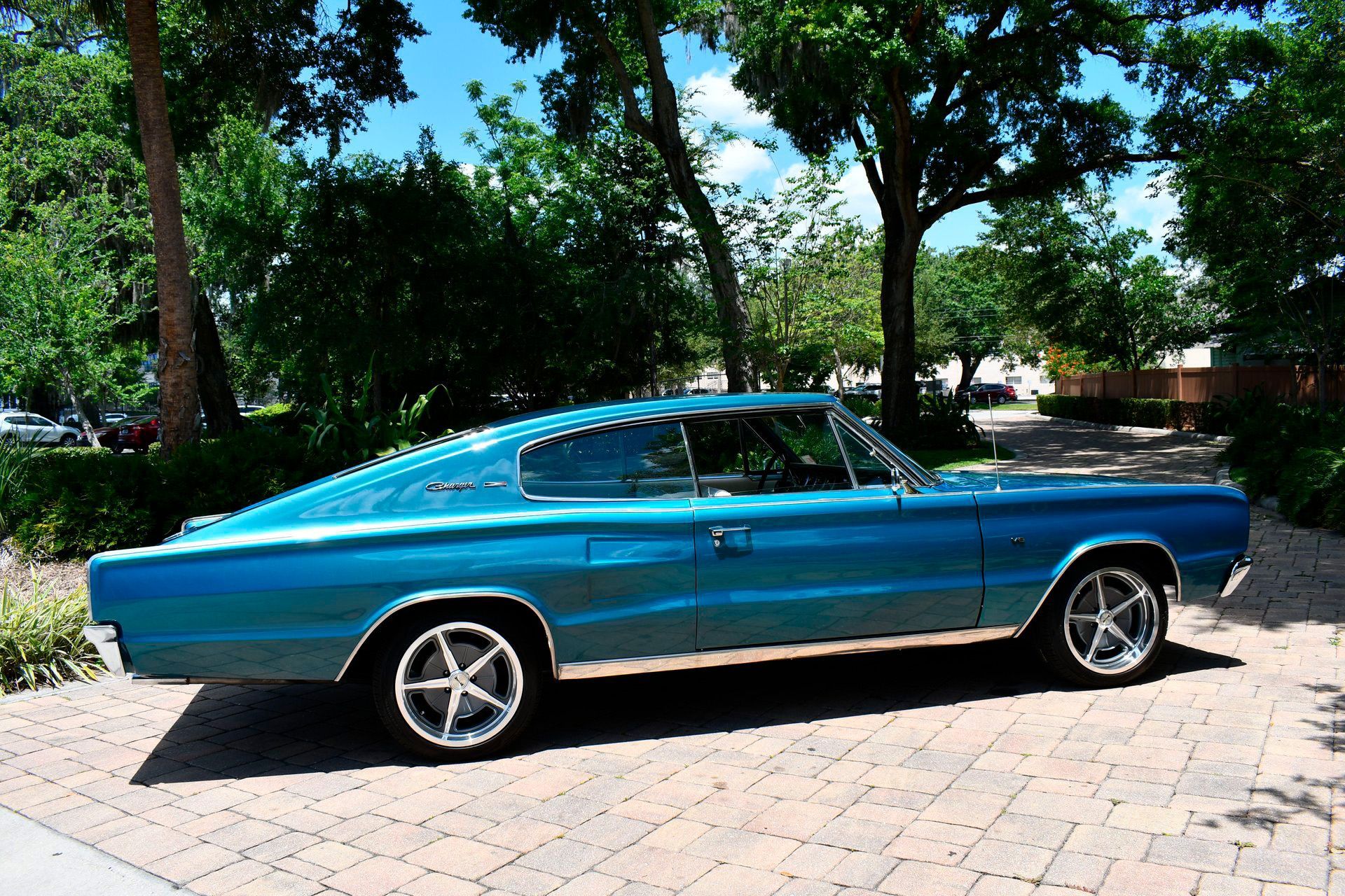 1966 DODGE CHARGER - Image 11